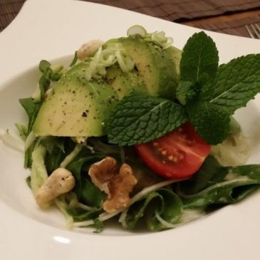 Avocado-Mungonudelsalat
